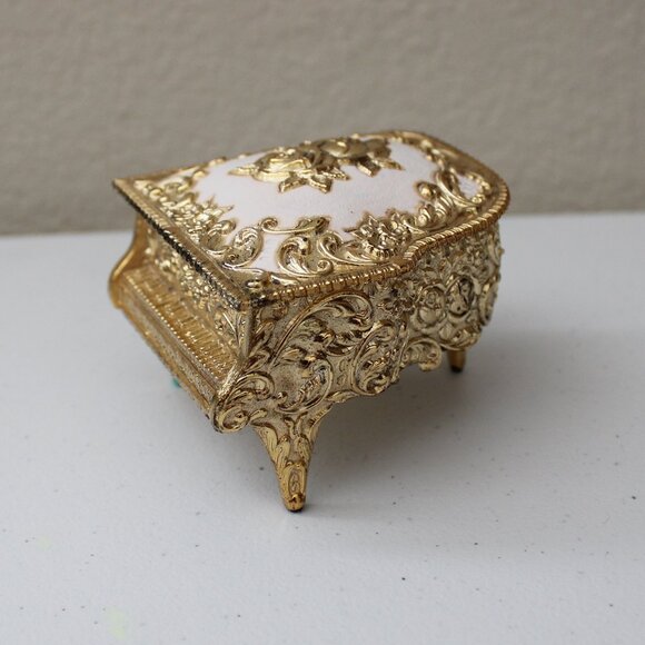Vintage Piano Jewelry Trinket Box - Picture 3 of 10